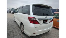 Toyota Alphard 2010