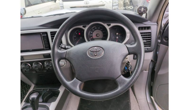 Toyota Hilux Surf 2004 full