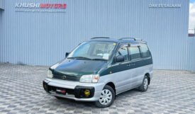 Toyota Noah 1998