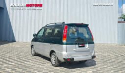 
Toyota Noah 1998 full									