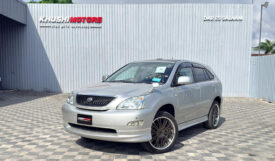 Toyota Harrier 2004