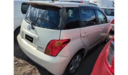 
Toyota IST 2003 full									