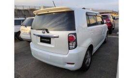 Toyota Corolla Rumion 2011