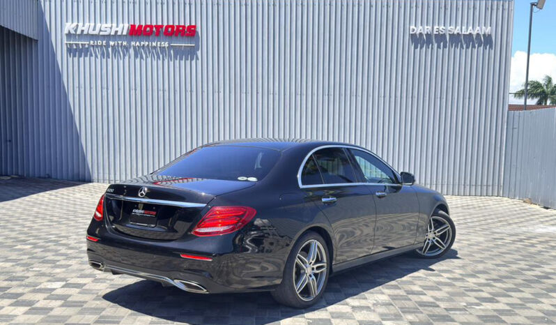 
Mercedes Benz E250 2017 full									