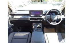 
Toyota Hilux 4TREX 2.8 Overland 2025 full									