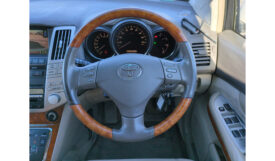 Toyota Harrier 2005