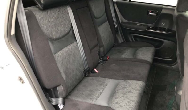 
Toyota Kluger 2000 full									