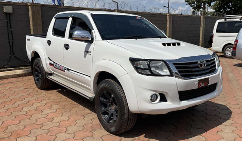 Toyota Hilux Double Cab 2013