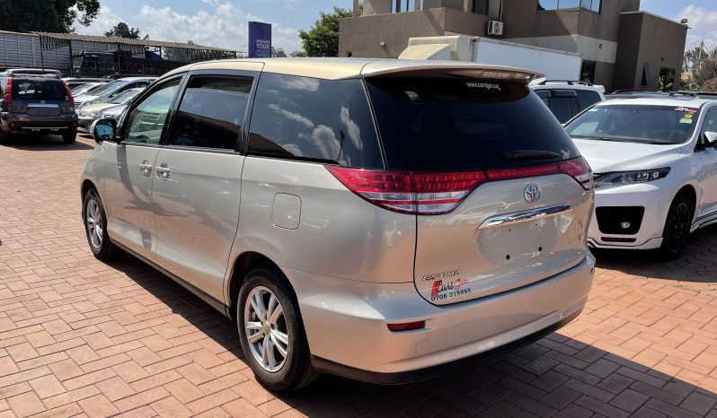 
								Toyota Estima 2008 full									