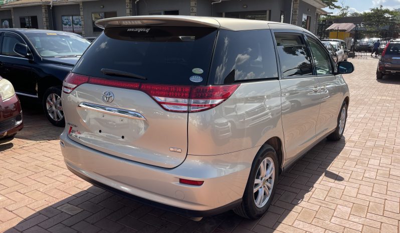 
								Toyota Estima 2008 full									