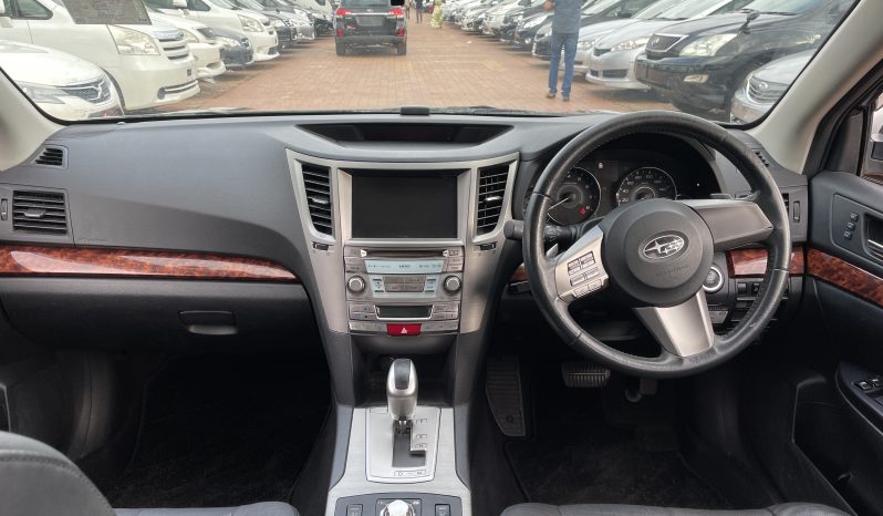 
								Subaru Outback 2009 full									