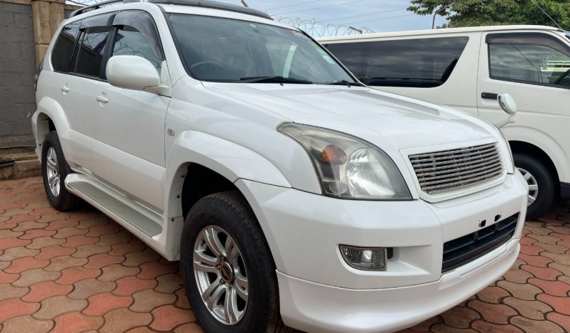 
								Toyota Land Cruiser Prado Tz 2007 full									