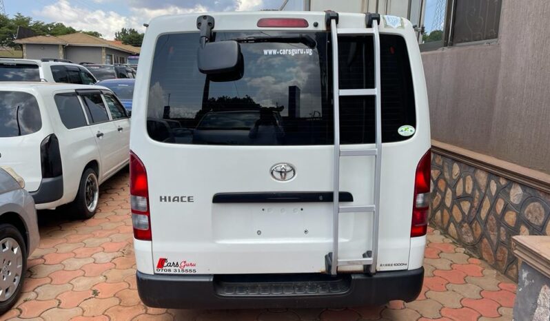 
								Toyota Hiace 2008 full									