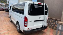 
										Toyota Hiace 2008 full									