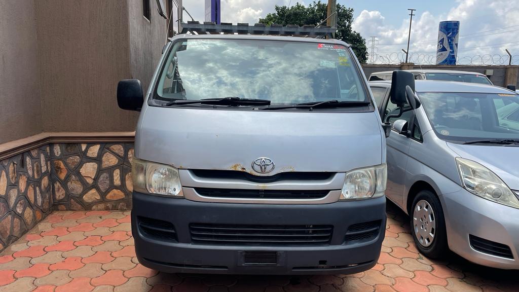 Toyota Hiace 2008