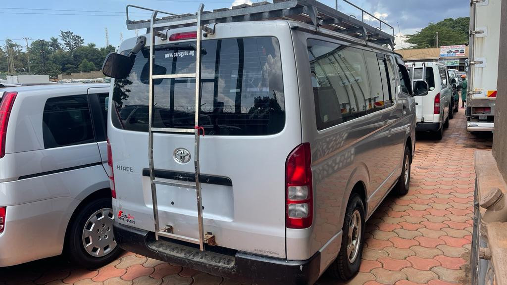 Toyota Hiace 2008