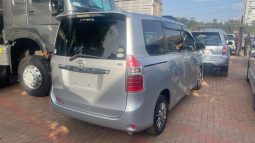 
										Toyota Noah 2008 full									