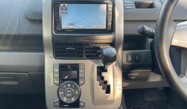 
								Toyota Noah 2008 full									