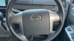 
										Toyota Voxy 2008 full									