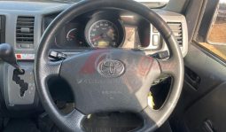 
										Toyota Hiace 2008 full									