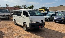 Toyota Hiace 2009