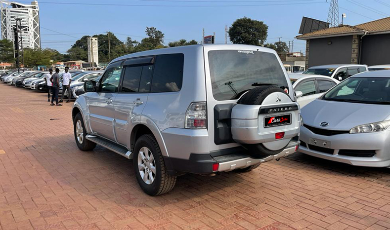 Mitsubishi Pajero 2008