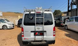 
										Toyota Hiace 2008 full									