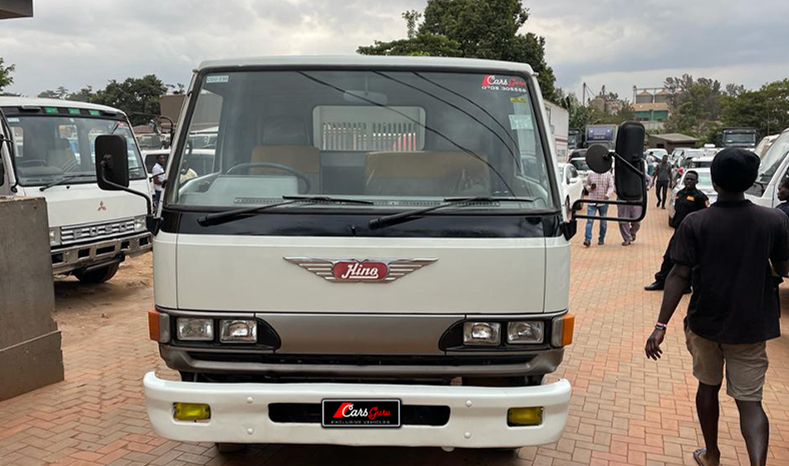 Toyota Hino Dump 1990