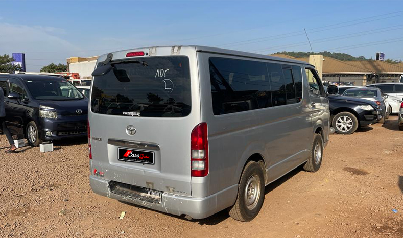 Toyota Hiace 2008