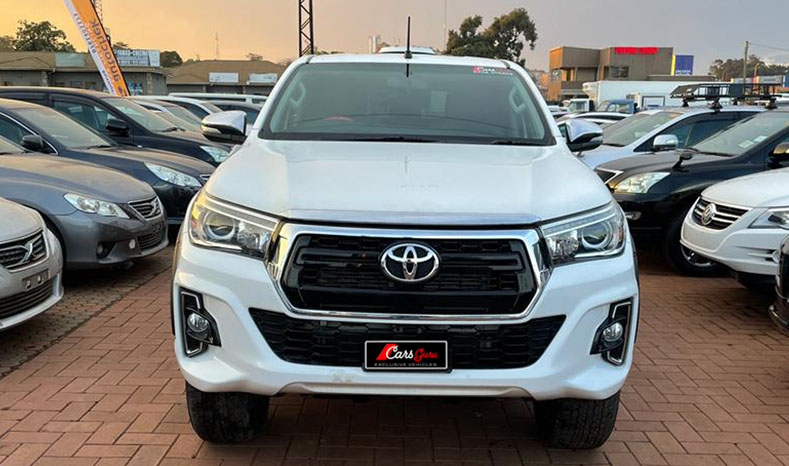 Toyota Double Cab Hilux 2015