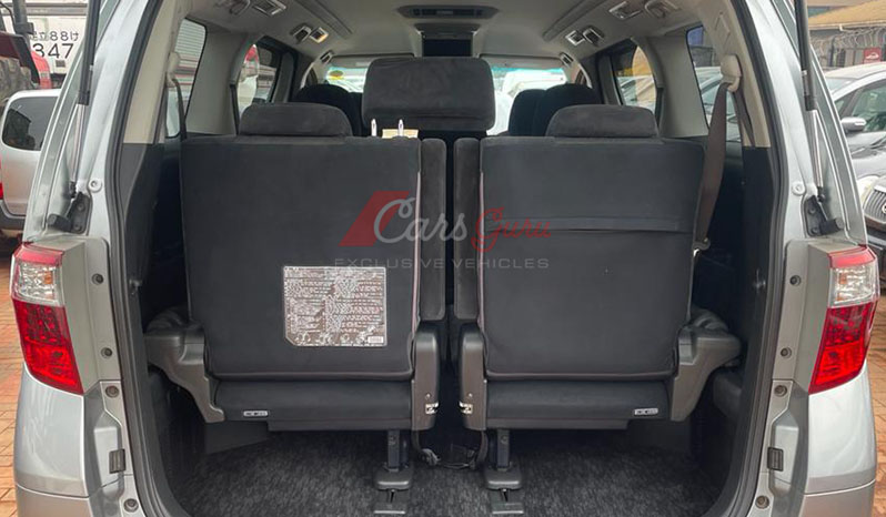 Toyota Alphard 2009