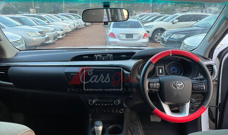 Toyota Double Cab Hilux 2015