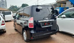 
										Toyota Noah 2009 full									