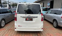 
										Toyota Noah 2008 full									