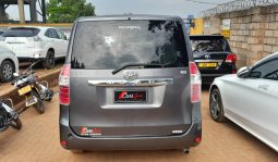 
										Toyota Noah 2009 full									