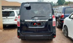 
										Toyota Noah 2009 full									