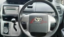 
										Toyota Noah 2009 full									