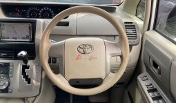 
										Toyota Noah 2008 full									