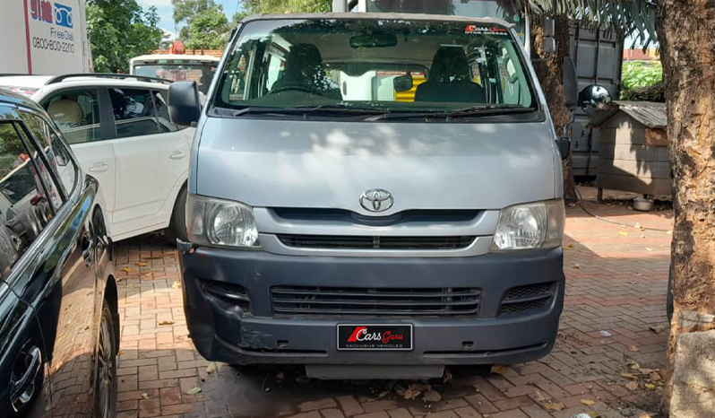 Toyota Hiace 2009