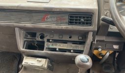 
										Mitsubishi Fuso Fighter 1987 full									