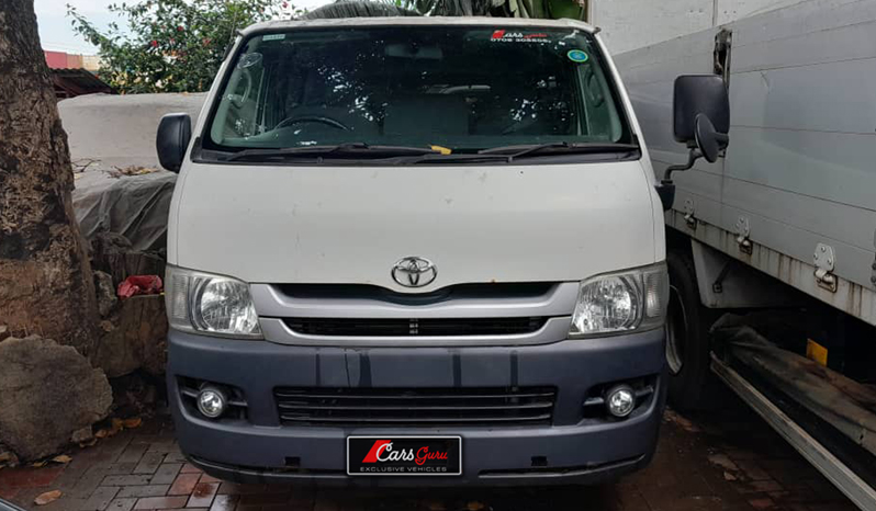 Toyota Hiace 2009