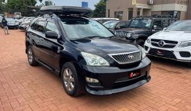 TOYOTA HARRIER 2010