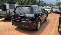 
										MITSUBISHI OUTLANDER 2010 full									