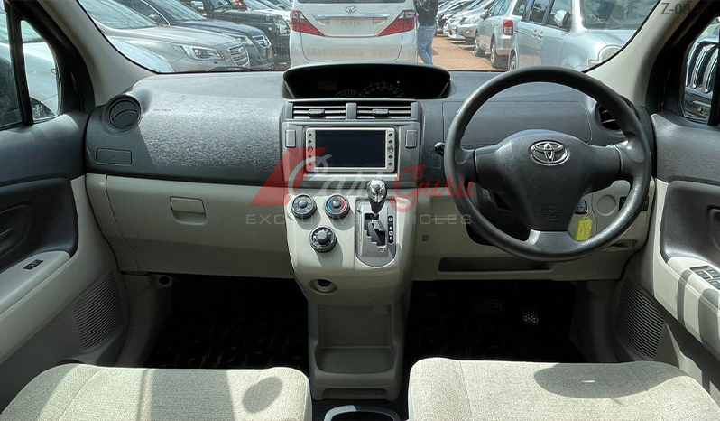 TOYOTA PASSO SETTE 2010