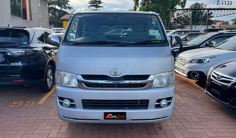 Toyota Hiace 2010