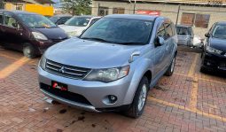 
										Mitsubishi Outlander 2010 full									