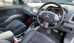 
										Mitsubishi Outlander 2010 full									