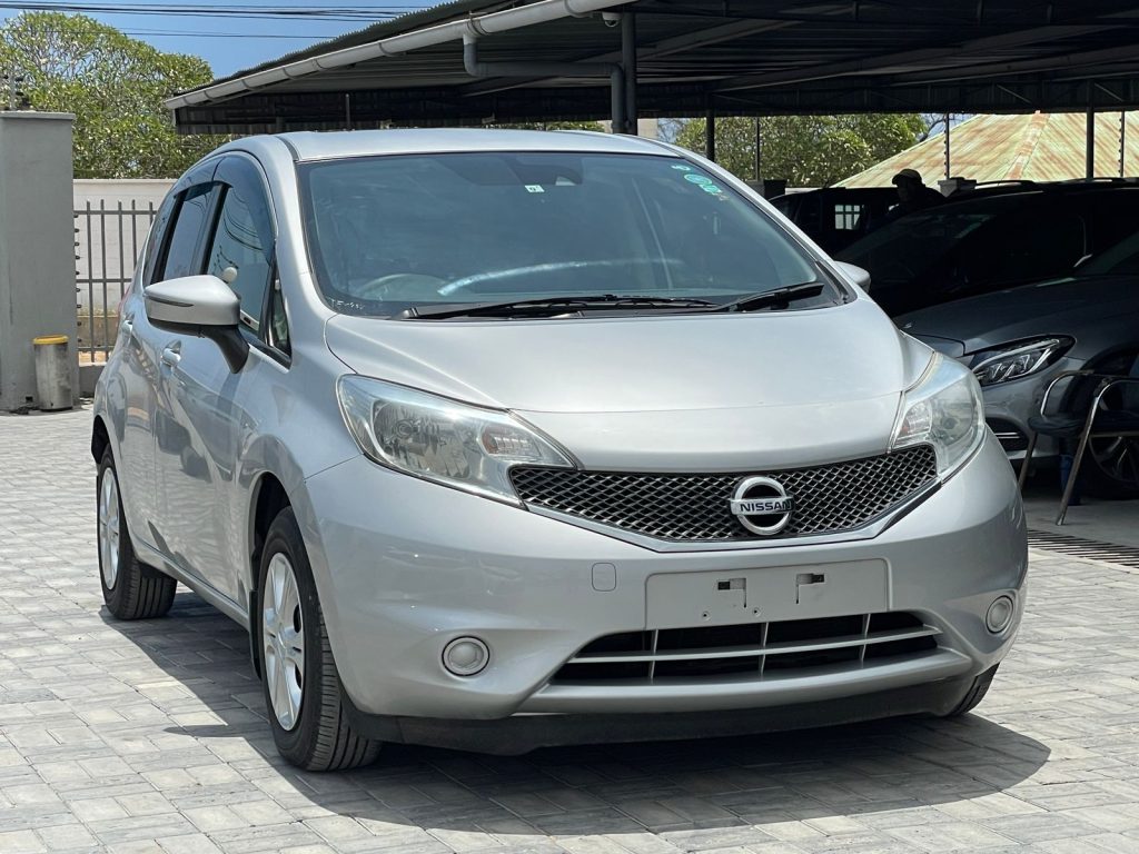 Nissan Note 2015