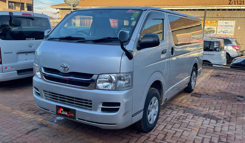 Toyota Hiace 2009