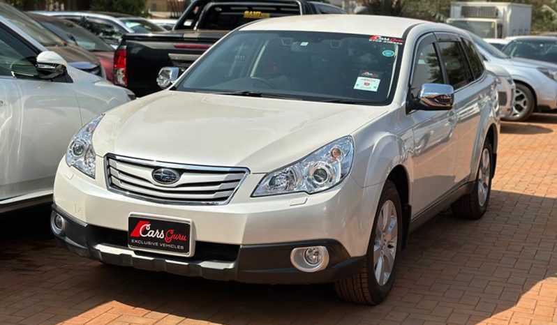 
								Subaru legacy Outback 2010 full									